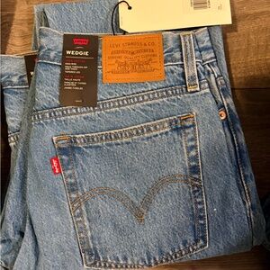 Levi's High Rise Light Blue Wedgie Women's Jeans